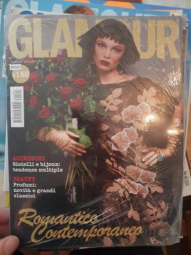 Glamour italia 2017 modella - italia,